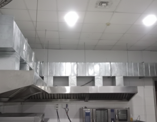 Thi công hệ thống hút khói inox cho bếp công nghiệp